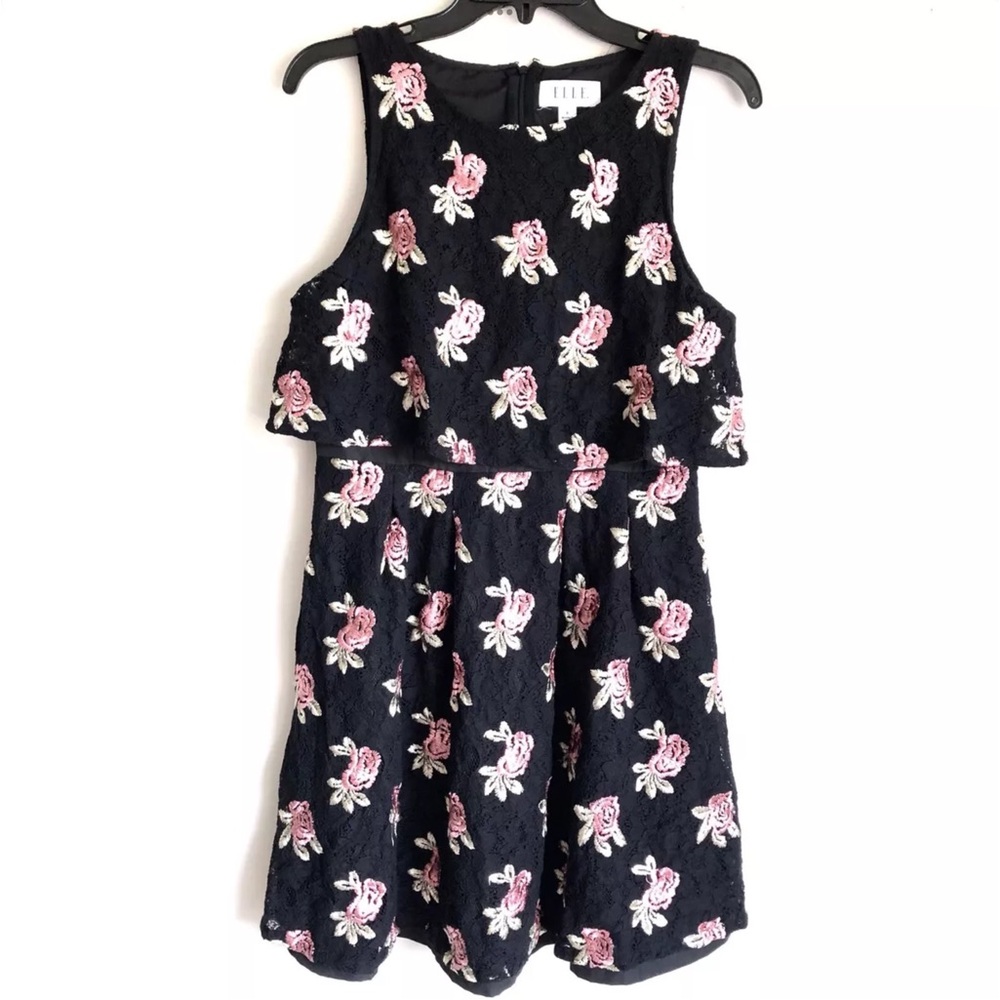 Elle Sleeveless Floral lace Dress